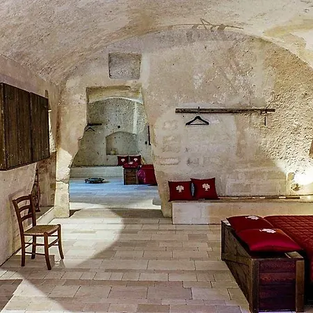 Enotrio Barisano Pensionat 4*